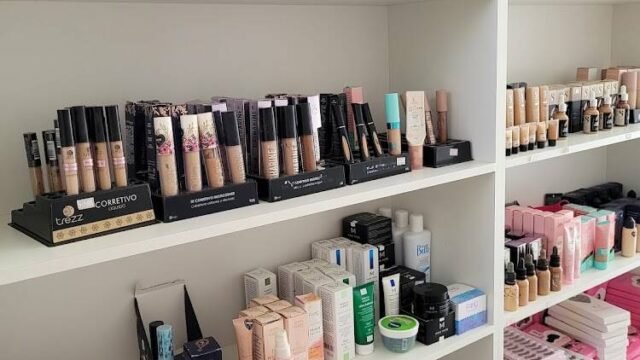 Amanda Makes Cosméticos em Janaúba