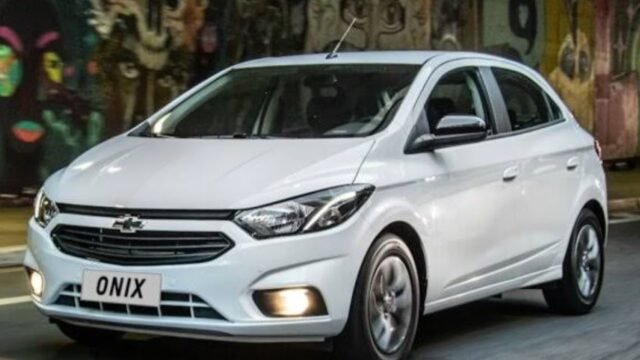 Anderson corujao taxista/uber em Janaúba