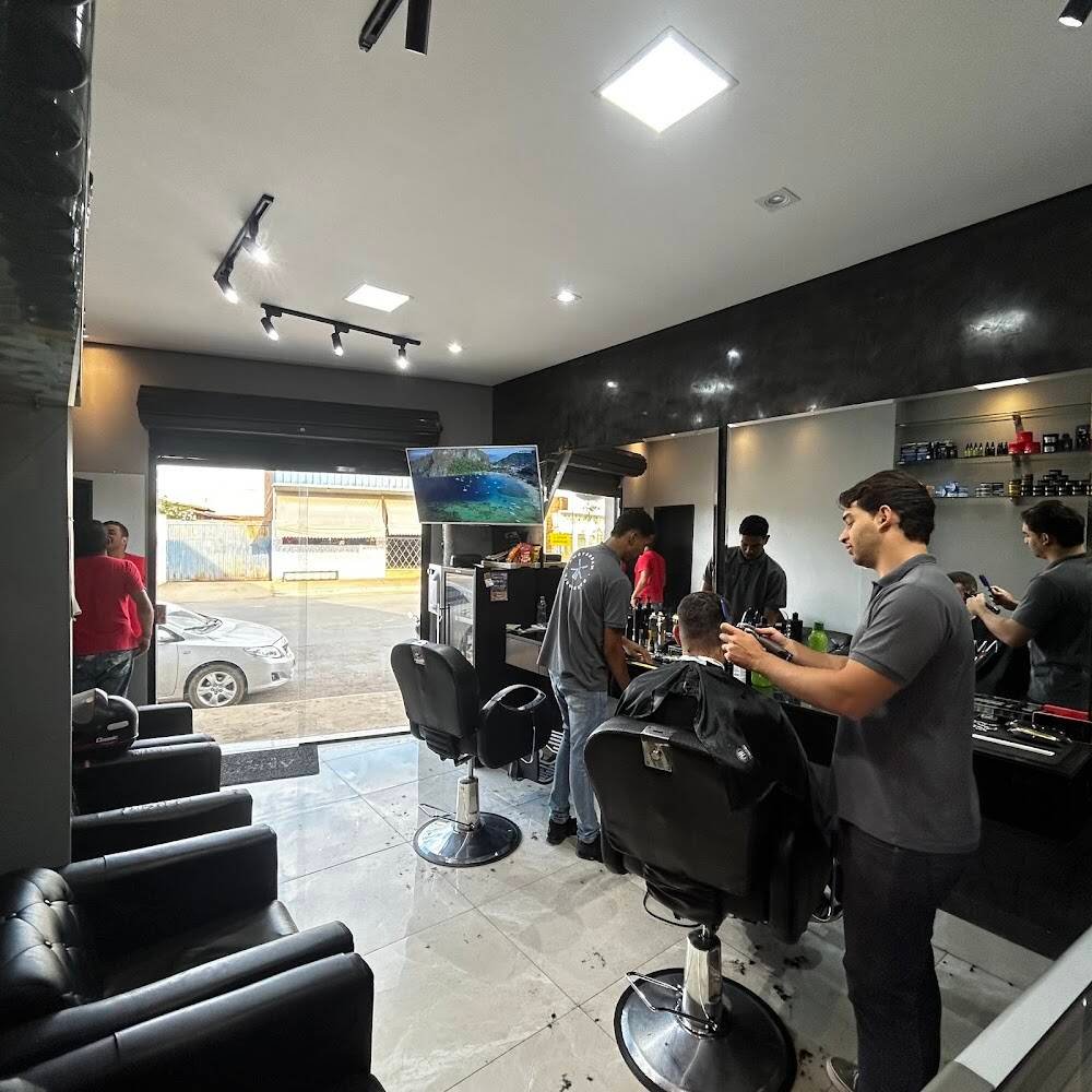 Barbearia Amsterdam – Salões e Barbearias em Janaúba
