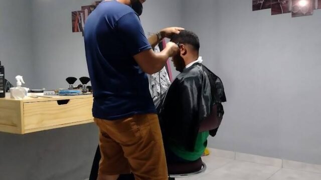 Barbearia HS em Janaúba