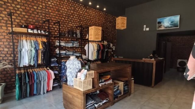 Buganih/ loja de roupas em Janaúba em Janaúba