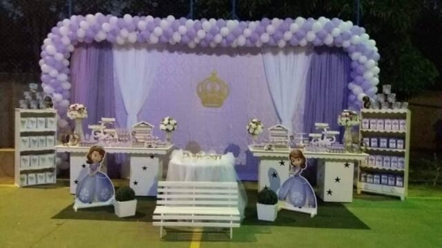 Cíntia Festas em Janaúba