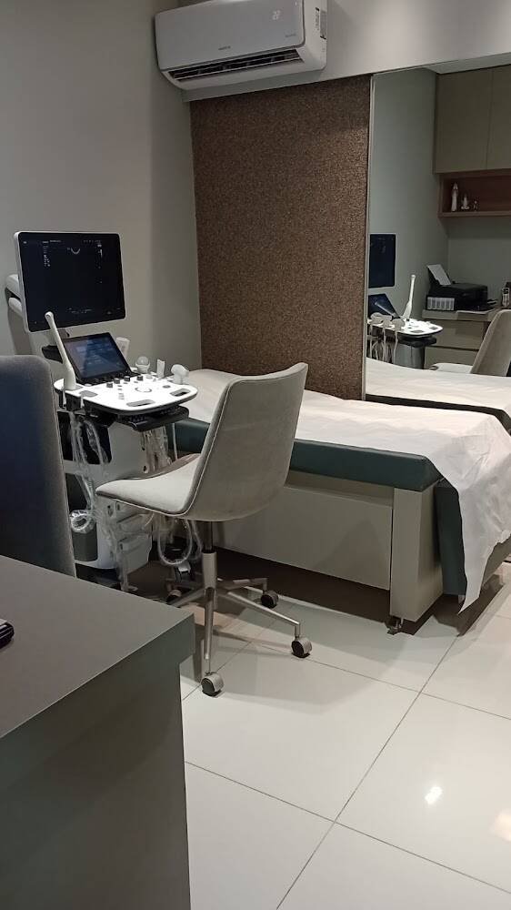 Clínica Dra. Maria Cecilia Versiani – Laboratórios em Janaúba