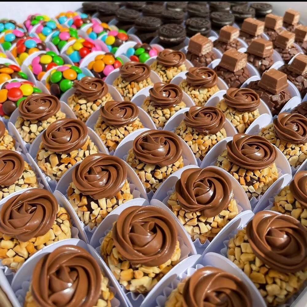 Confeitaria Mari Ribeiro – Padarias e Cafés em Janaúba
