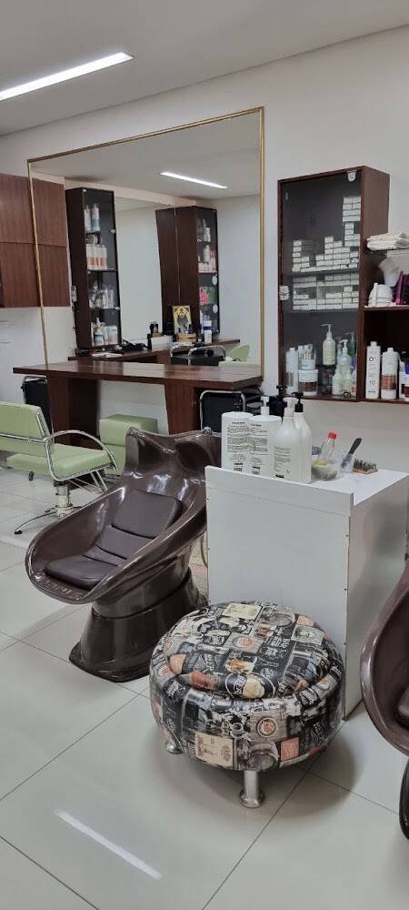 Déia Cabeleireira – Salões e Barbearias em Janaúba