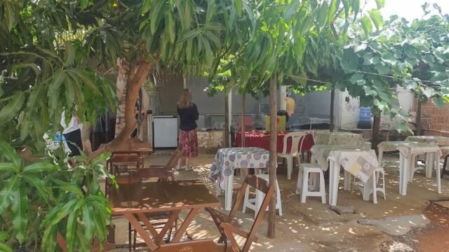 Dona Li – Restaurante e dormitórios em Janaúba