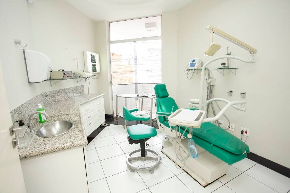 Dr. Werter Sant'Ana – Dentistas em Janaúba