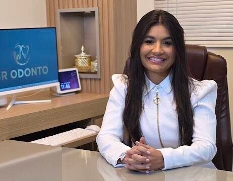 Dra. Gabriela Larissa Soares Pereira em Janaúba