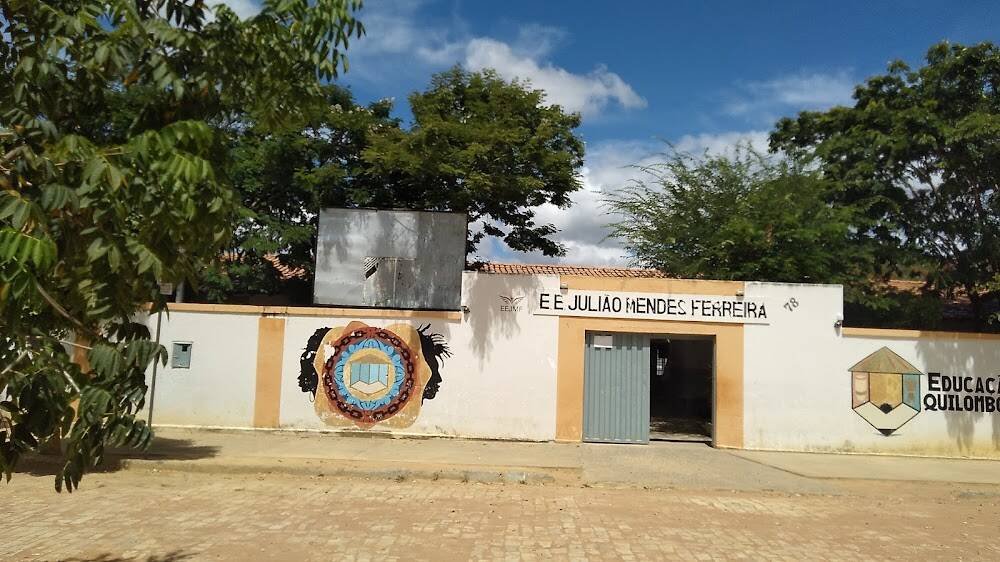 Escola Estadual Julião Mendes Ferreira – Escolas e creches em Janaúba