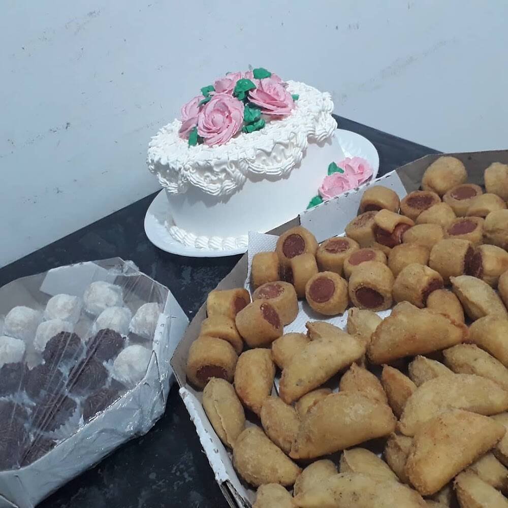 Lily Cakes confeitaria e Lanchonete – Padarias e Cafés em Janaúba