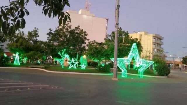 Praça do cristo em Janaúba