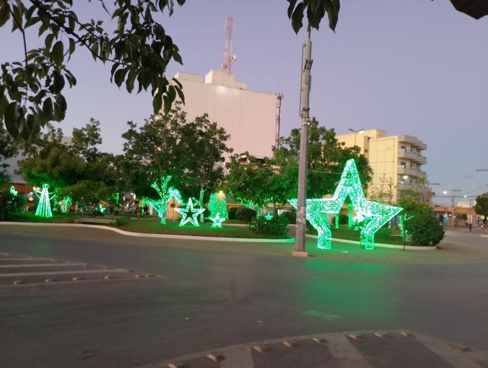 Praça do cristo – Pet Shops em Janaúba
