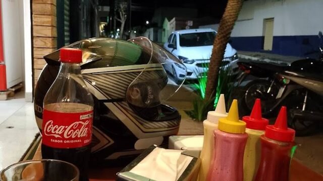 Ronalds Burguer em Janaúba
