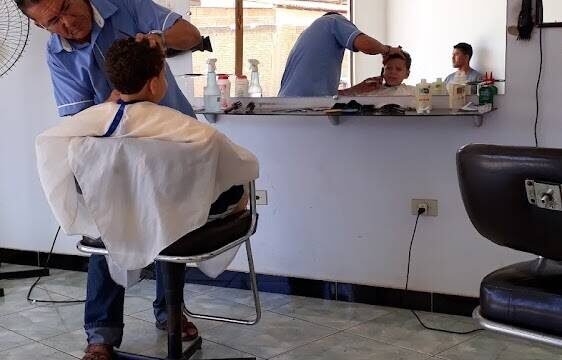 Tião Cabelereiro em Janaúba