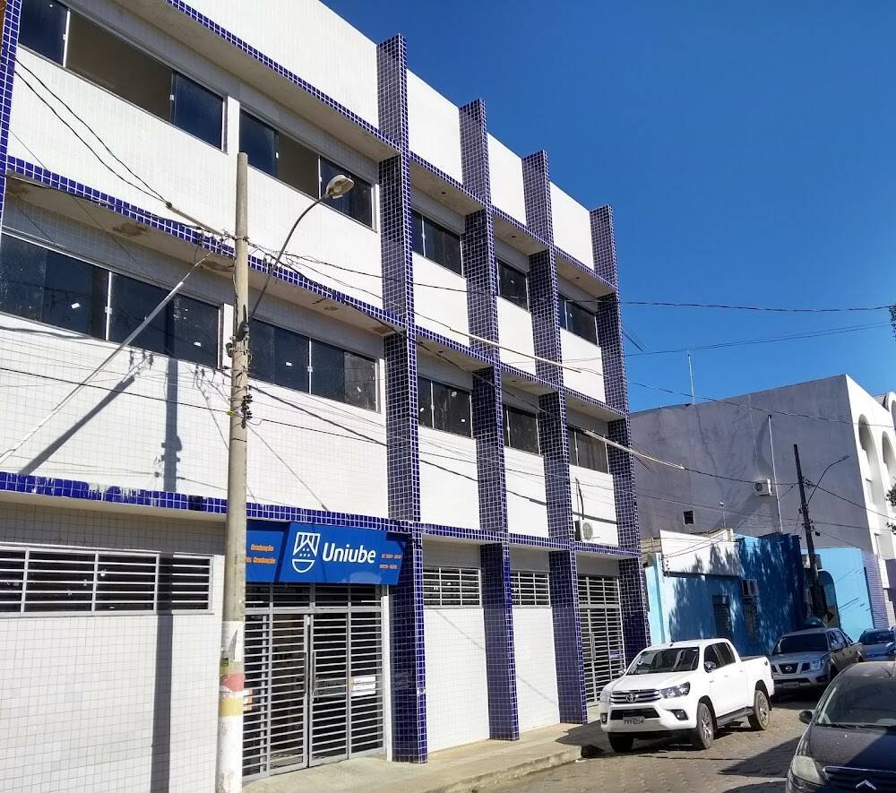 UNIUBE POLO JANAUBA – Escolas e creches em Janaúba