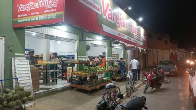 Varejão das Frutas em Janaúba